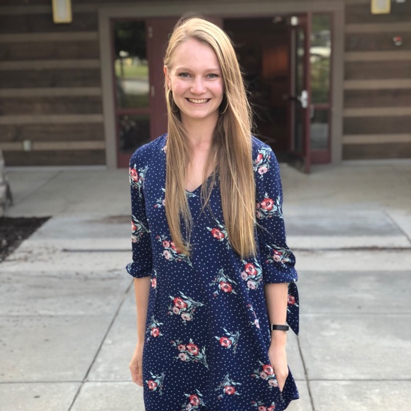 Meet your Posher, Molly - Picture 1 of 1